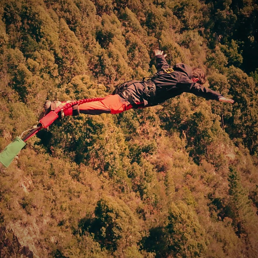 Ruben bungee jumping